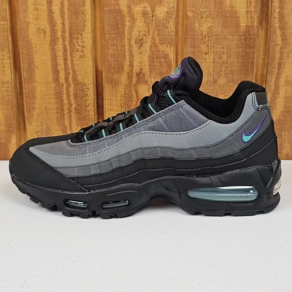 Nike Air Max 95 OG Mens 8 Big Bubble Black Grape IQ7601-010